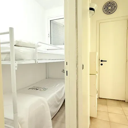 P064 - Porto Recanati, Comodo Trilocale Con Balcone A 50m Dal Mare Apartment *